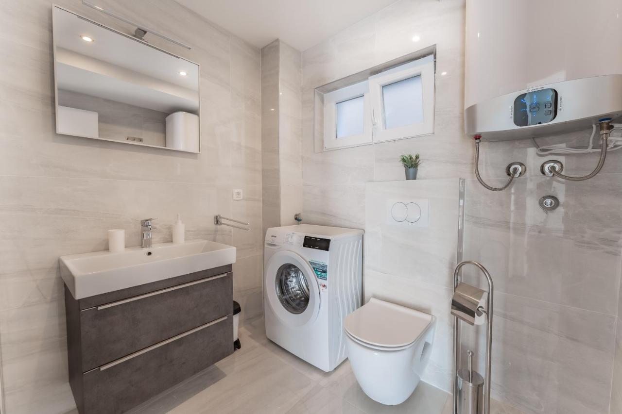 Bernie Apartments With A Pool Ζαντάρ Εξωτερικό φωτογραφία