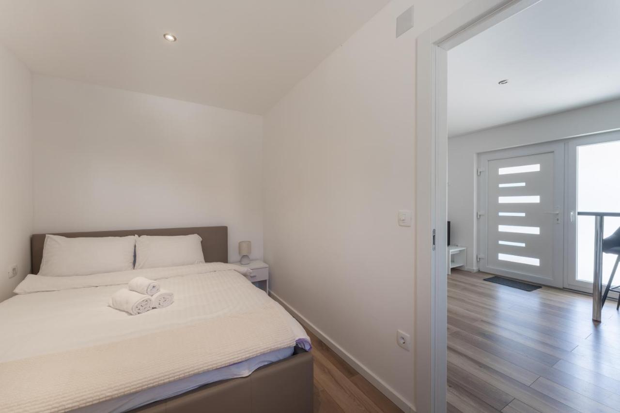 Bernie Apartments With A Pool Ζαντάρ Εξωτερικό φωτογραφία