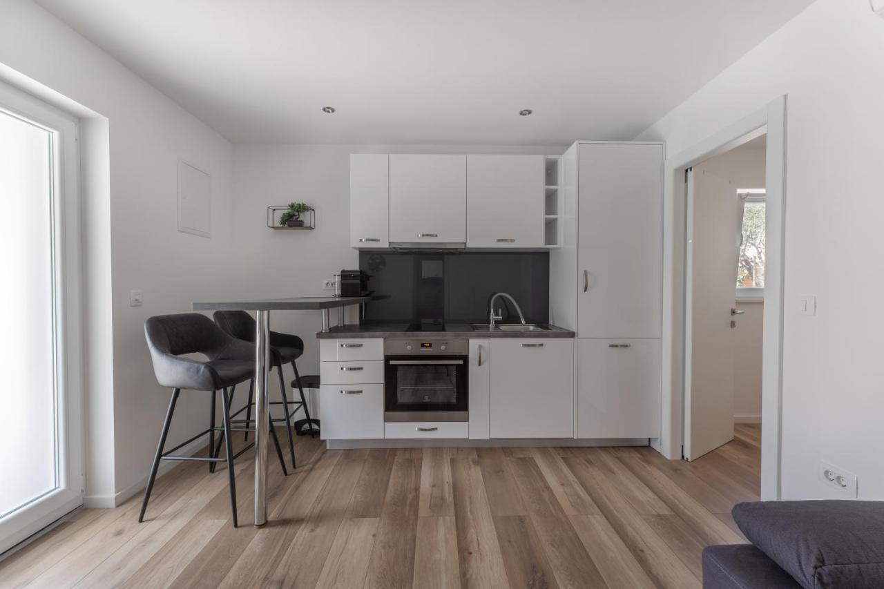 Bernie Apartments With A Pool Ζαντάρ Εξωτερικό φωτογραφία