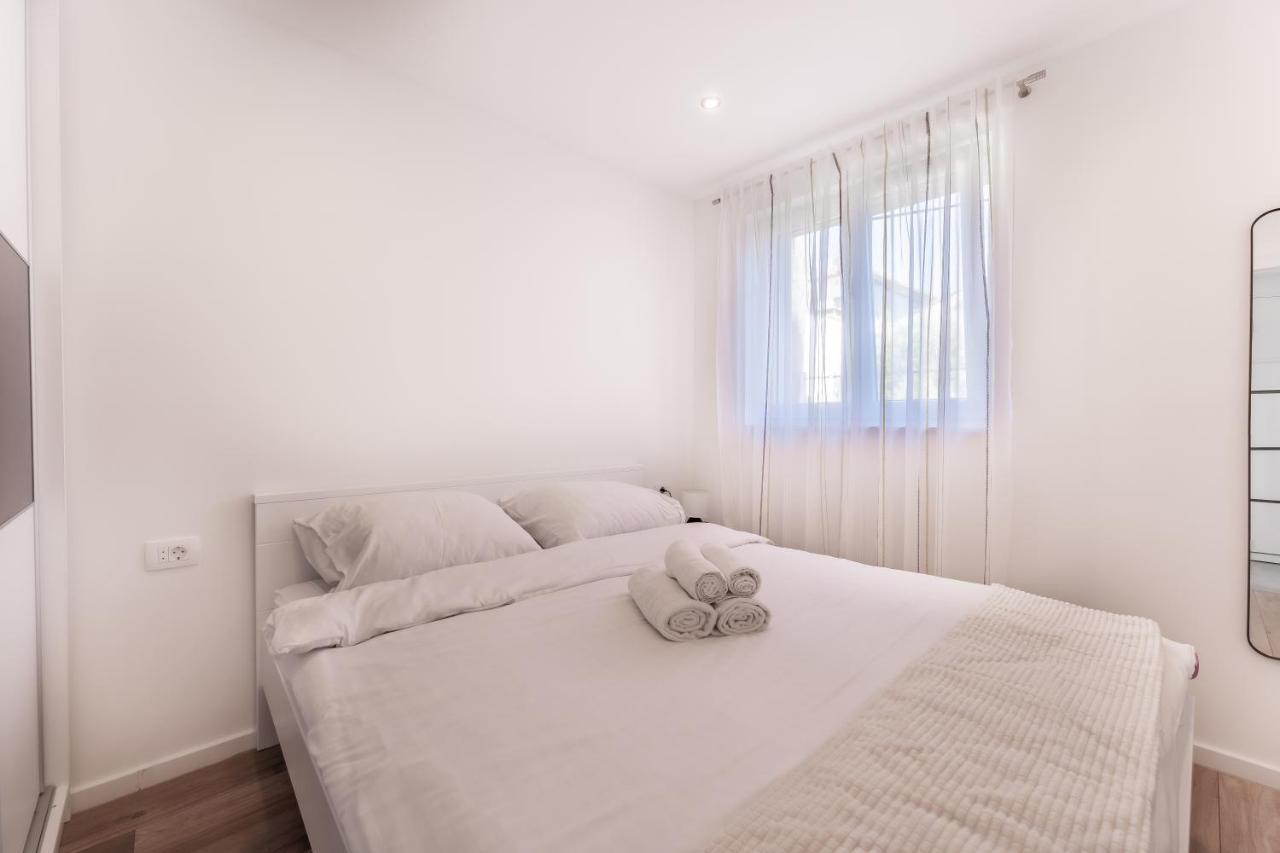 Bernie Apartments With A Pool Ζαντάρ Εξωτερικό φωτογραφία