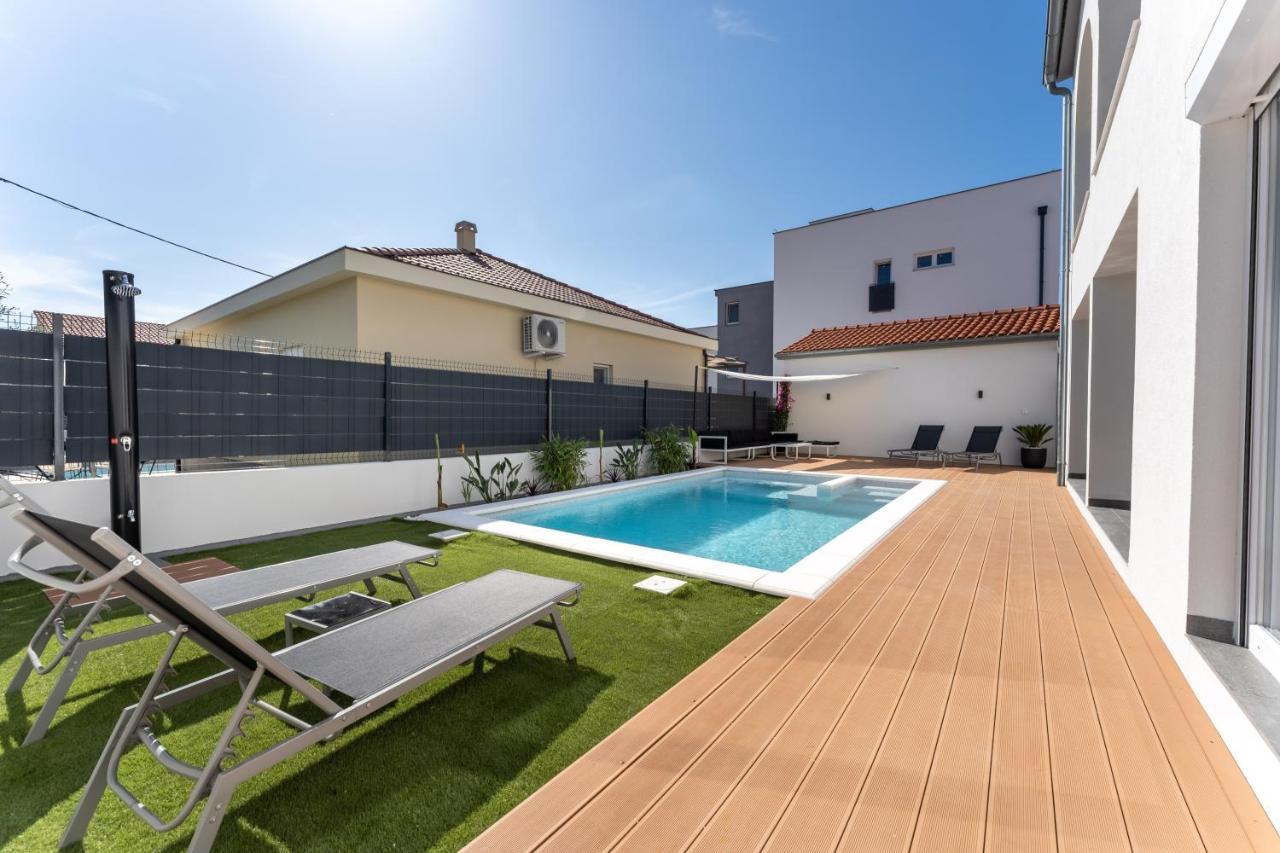 Bernie Apartments With A Pool Ζαντάρ Εξωτερικό φωτογραφία